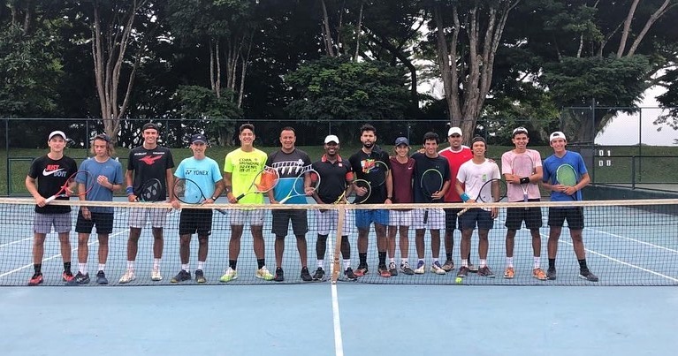 equipo pad cali - gira itf cosat.jpg (150 KB)