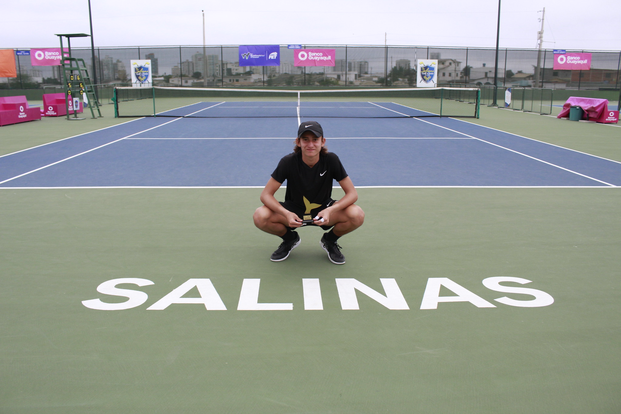 Miguel Tobon J5 Salinas campeón.jpg (426 KB)