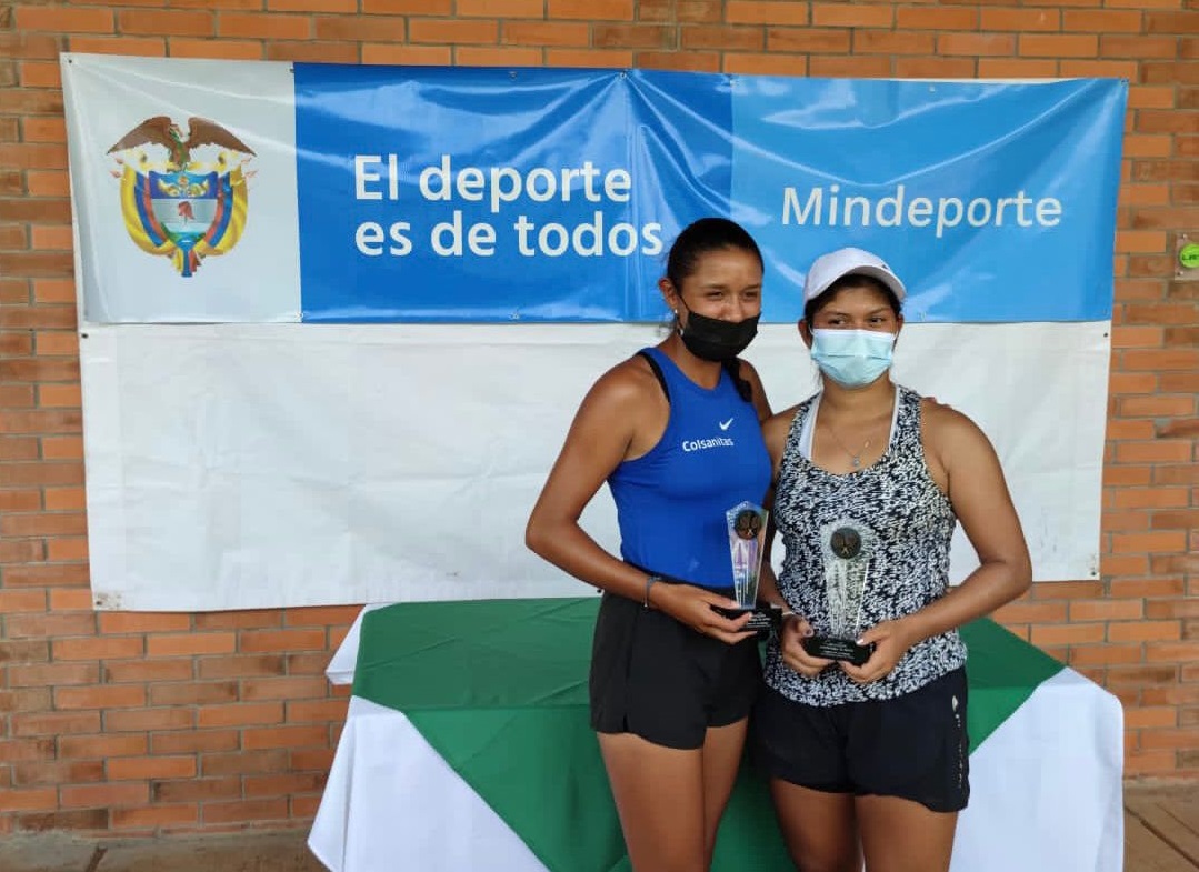 Maria Paula Vargas y Kelly Vargas.jpeg (217 KB)