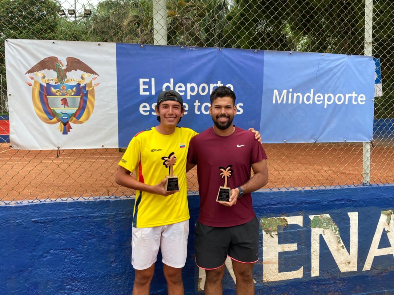 campeones dobles j5 armenia.jpeg (202 KB)
