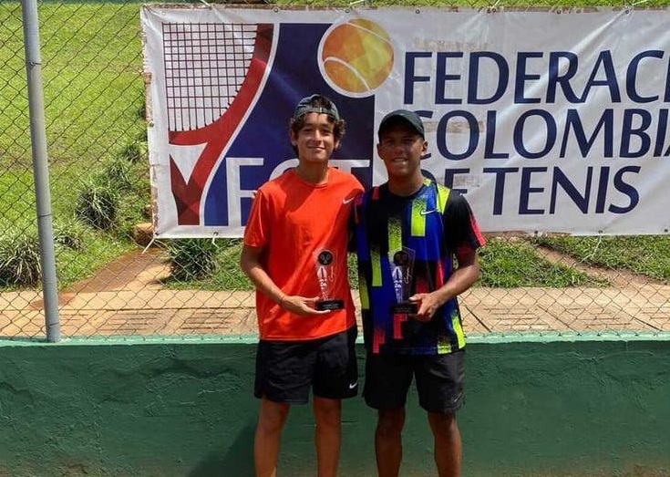 dobles masculino campeones pereira.jpeg (171 KB)