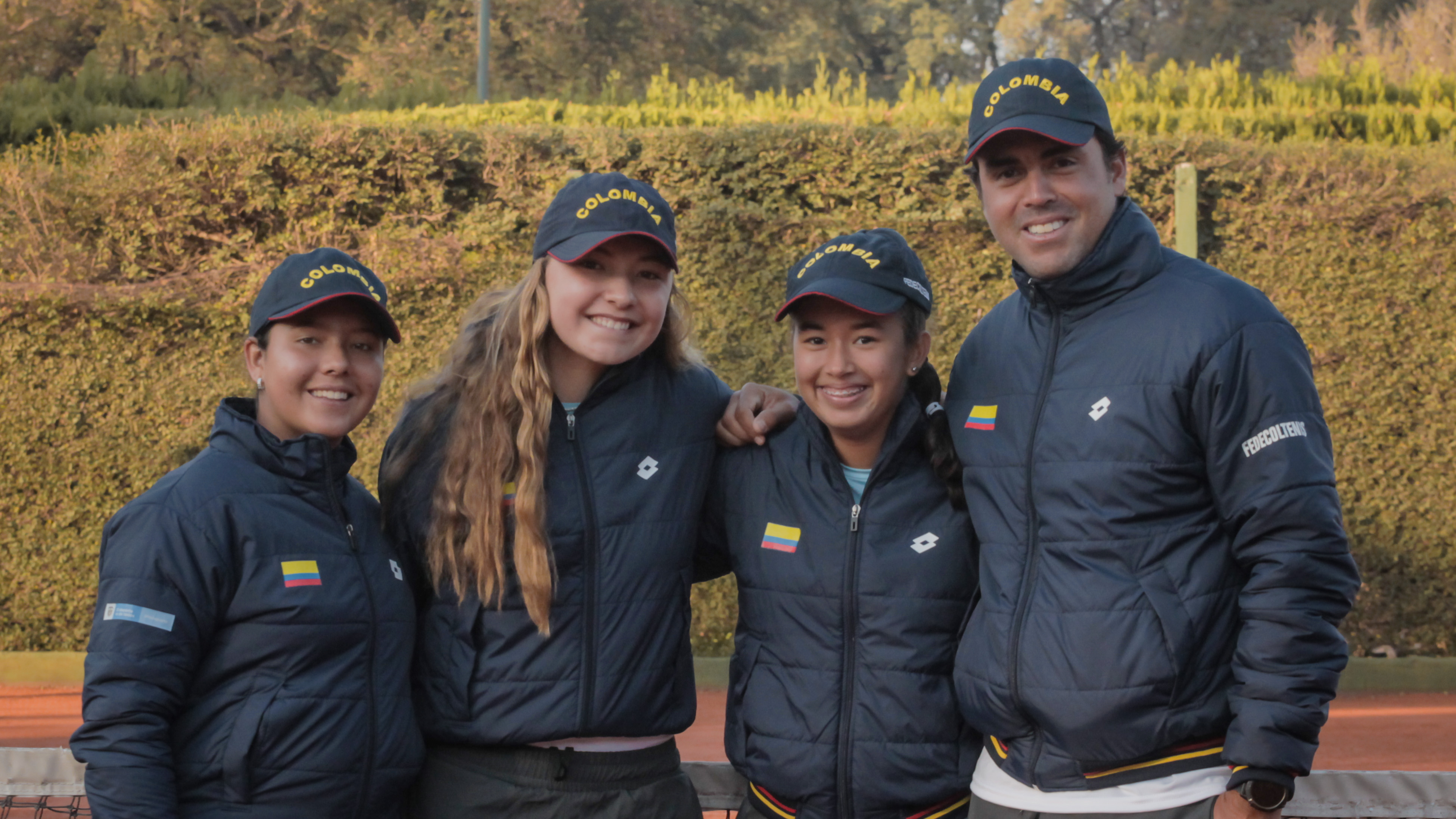 Equipo Femenino 16 años.jpg (1.45 MB)