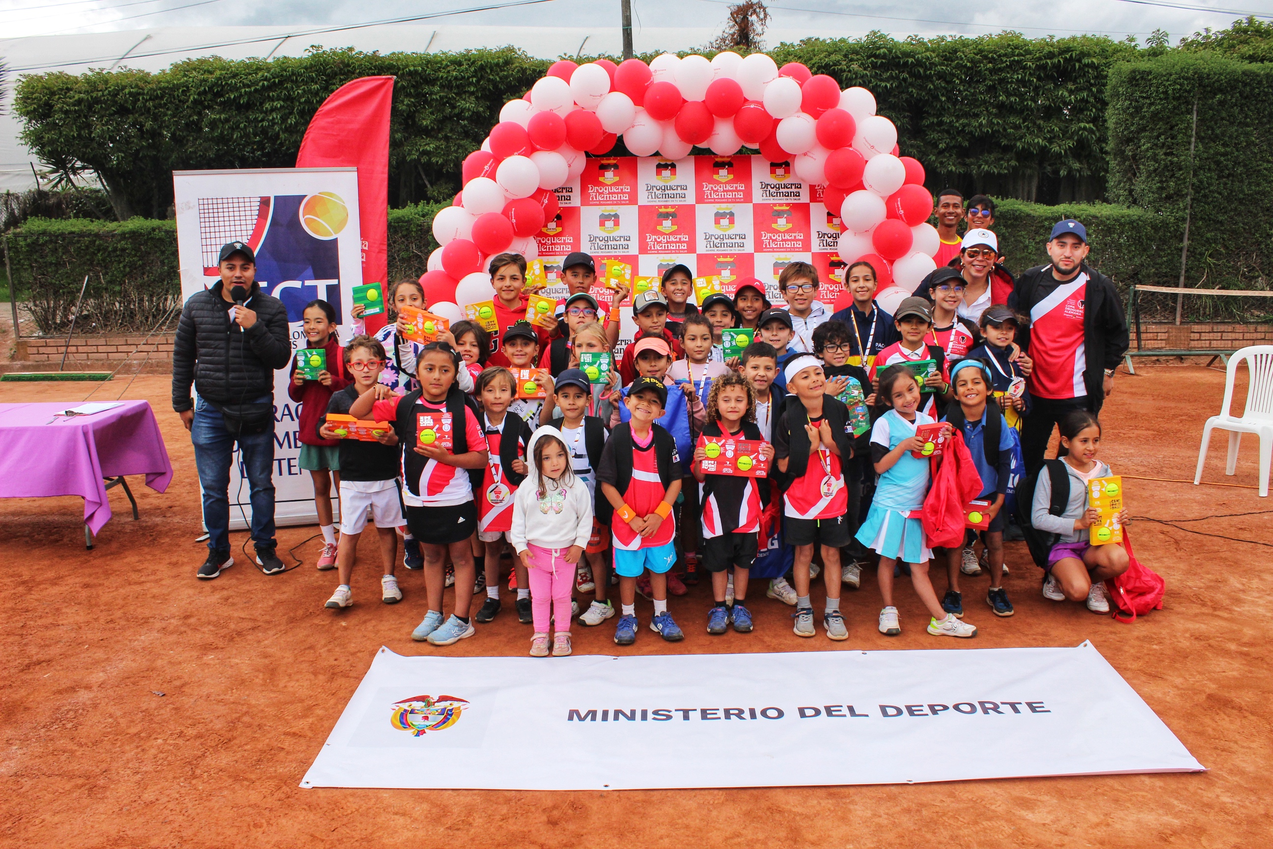 Festival Infantil Bogotá 2023 2.jpg (2.10 MB)