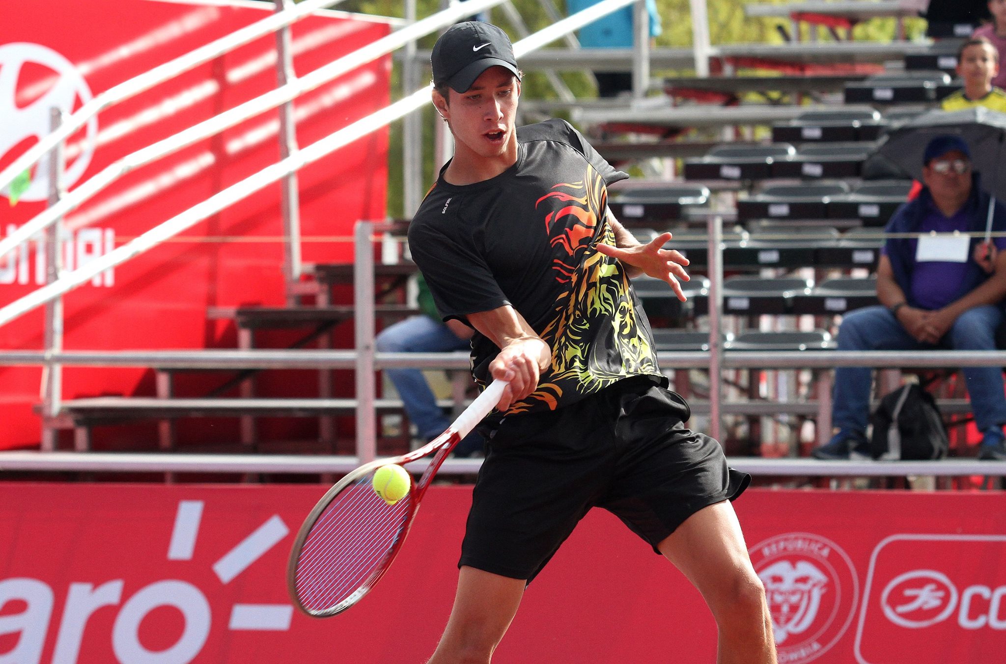 https://www.fedecoltenis.com/userfiles/ACTUALIDAD/A CLARO OPEN/martes 21/jueves/galan.jpg