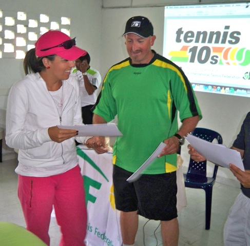 https://www.fedecoltenis.com/userfiles/Capacitacion/2012/Tenis 10/Armenia%201.jpeg