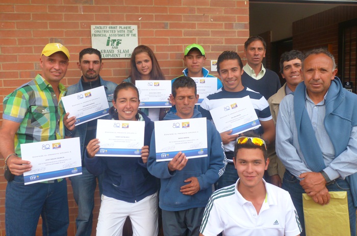 https://www.fedecoltenis.com/userfiles/Torneos 2012/Capacitaci%C3%B3n%20y%20desarrollo.JPG