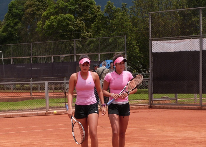 https://www.fedecoltenis.com/userfiles/almacen/Ma%20Paulina%20y%20Paula%20P%C3%A9rez2.jpg
